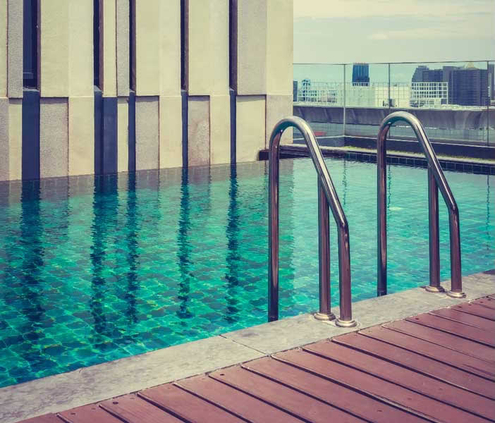 sentrim castle royal Rooftop Pool