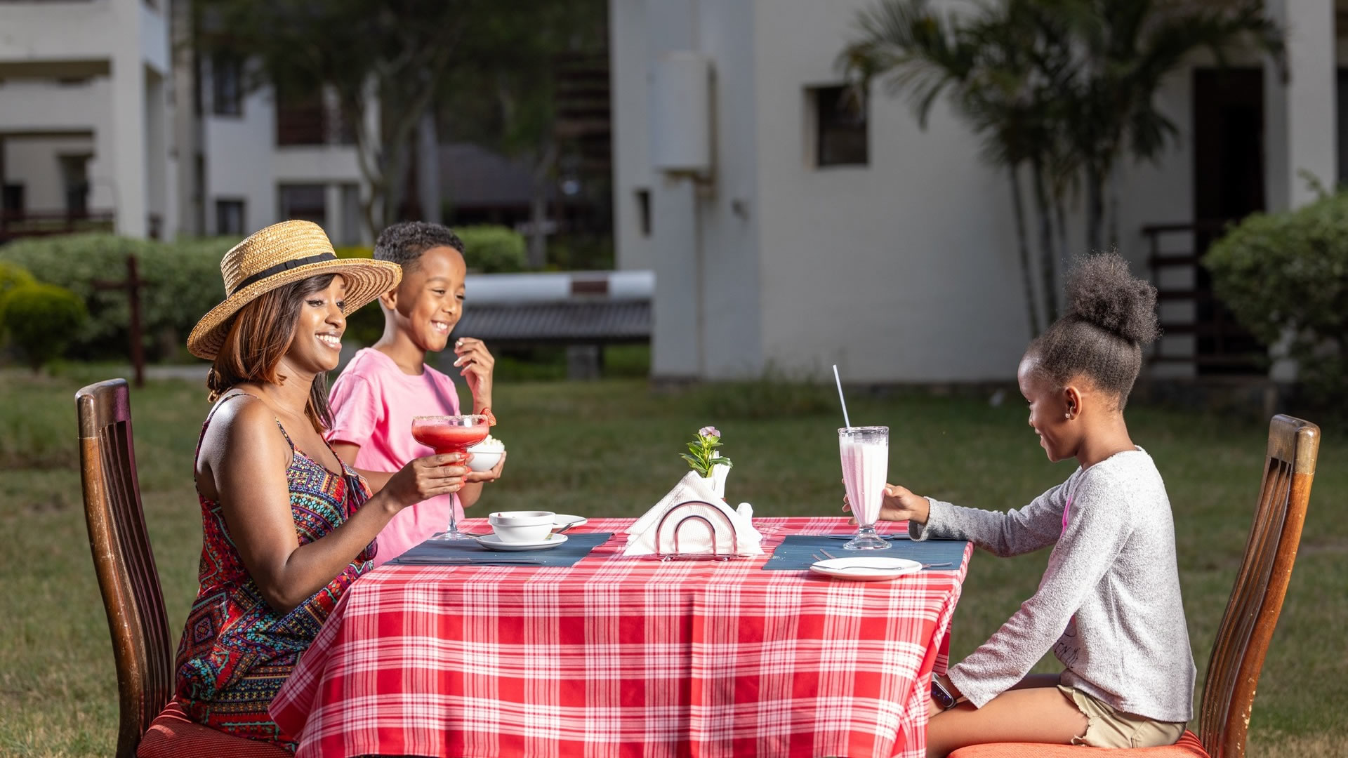 sentrim elementaita family picnic